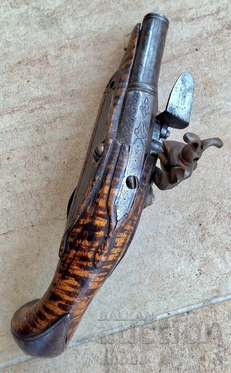 Pistolet cu cremene, pistol, cu cremene, țevi, luptător, pușcă cu preț € 501.07 | 980.01 BGN