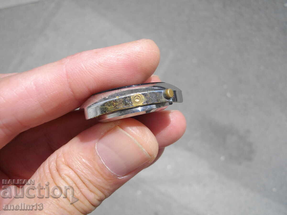 Livrarea CEAS ELECTRONIC RETRO DE COLECȚIE LED PEGASUS