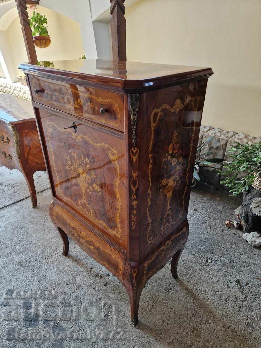 Delivery of Unique antique French chest of drawers bar