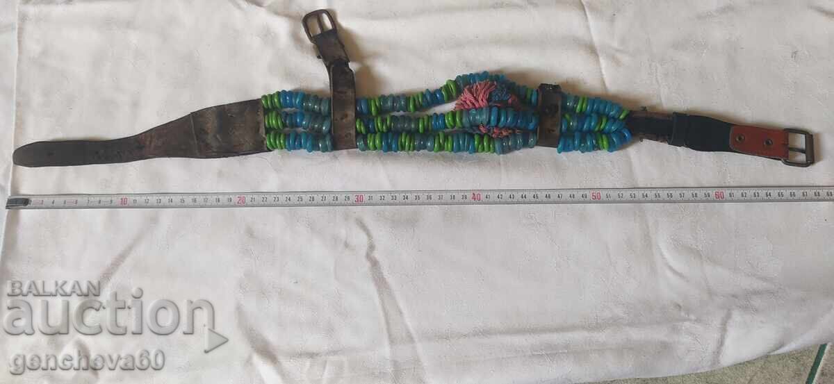 Decorație pentru ham de măgăruș din mărgele de sticlă vechi - 5