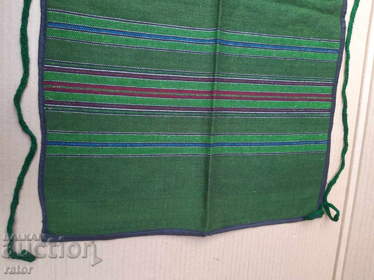 Autentică, țesută, din lână, șorț, costum popular, NEFOLOSITĂ cu preț 14.00 BGN | € 7.16