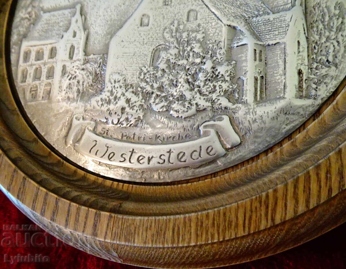 Panou din tablă, tablou în relief al bisericii Sf. Petru cu preț 34.00 BGN | € 17.38