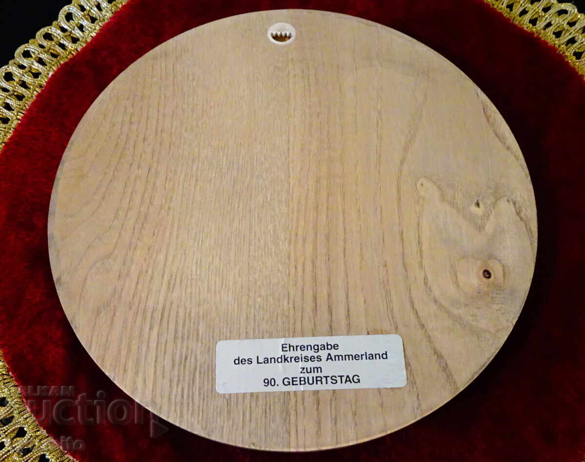 Licitație Panou din tablă, tablou în relief al bisericii Sf. Petru