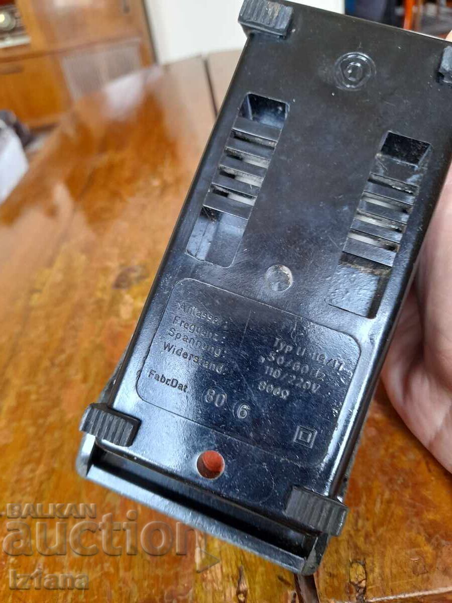 Παλιά πεντάλ ραπτομηχανής - 5