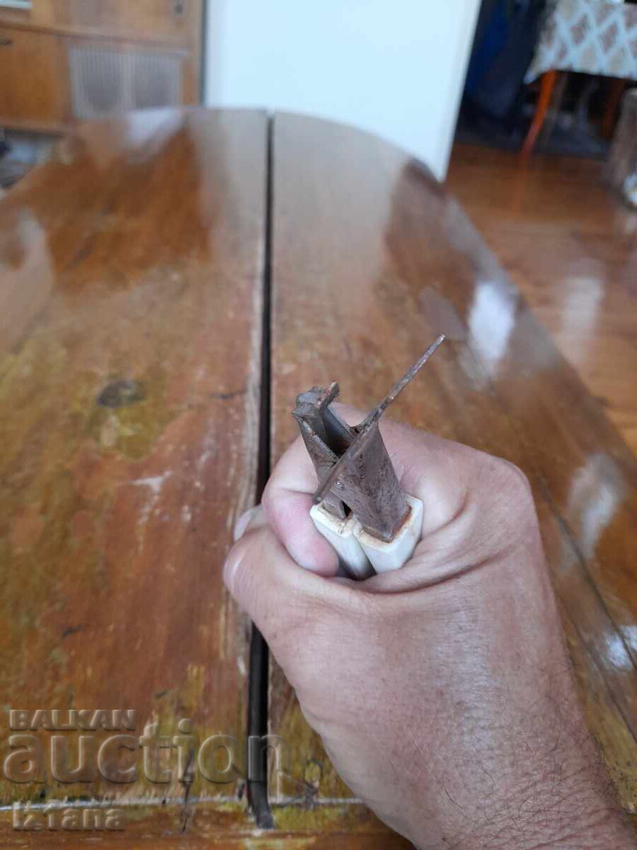 Un vechi deschizător de borcane - 6 Un vechi deschizător de borcane - 6