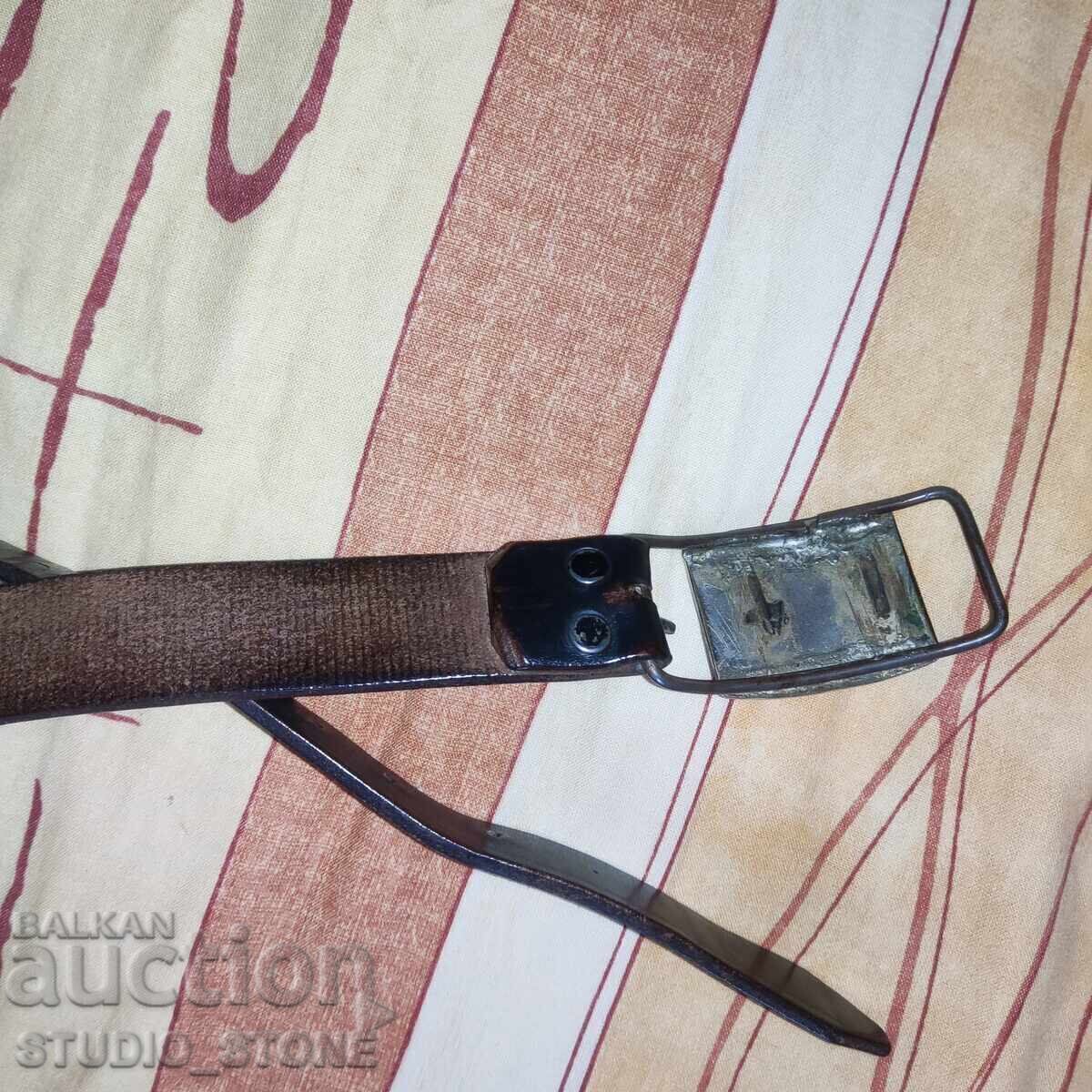 Centură retro, din piele, de milițian (model sovietic) cu preț € 9.71 | 18.99 BGN