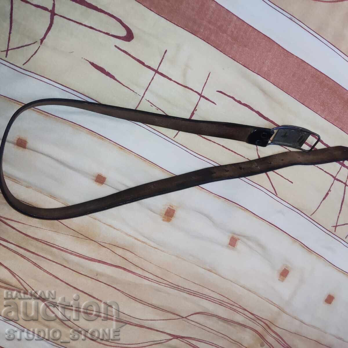 Licitație Centură retro, din piele, de milițian (model sovietic)