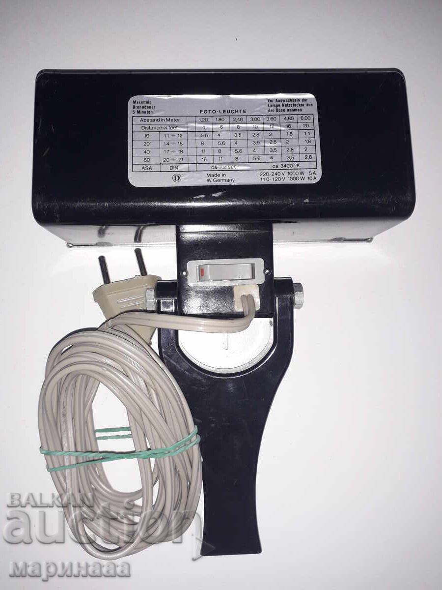 PROIECTOR VECHI. FOTOGRAFII, IMAGINI. GERMANIA cu preț 12.00 BGN | € 6.14 PROIECTOR VECHI. FOTOGRAFII, IMAGINI. GERMANIA cu preț 12.00 BGN | € 6.14