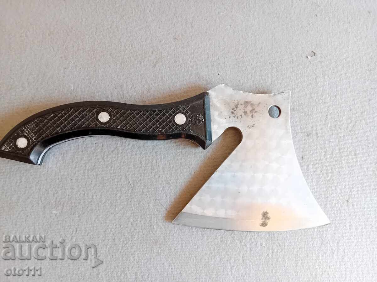 Delivery of STAR SATUR, CAMPING AXE