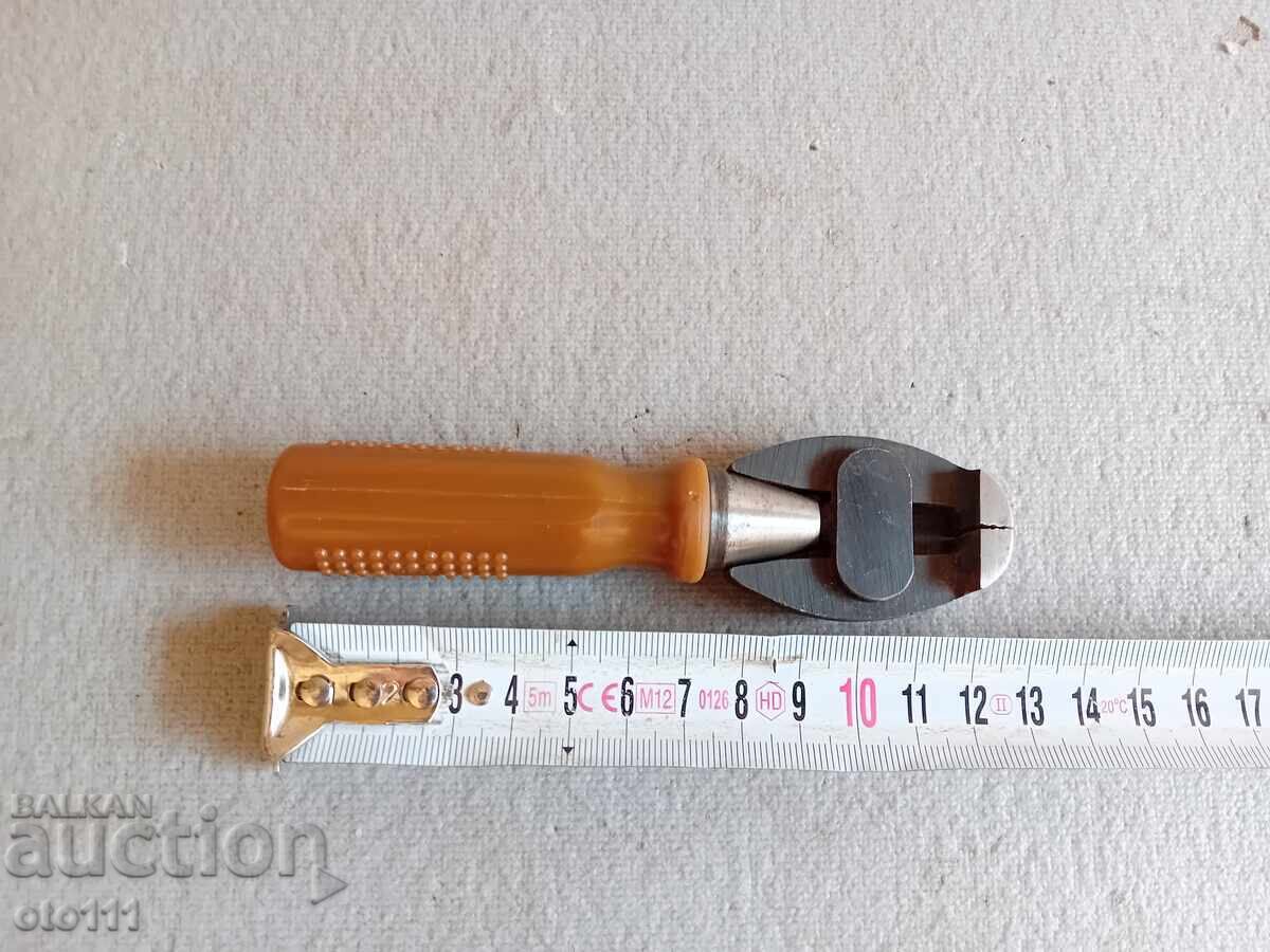 OLD HAND VISE - USSR