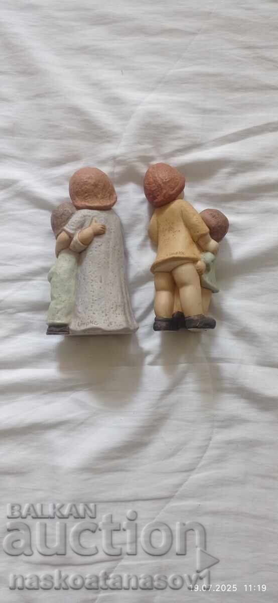 Figurine de porțelan Goebel cu preț 40.00 BGN | € 20.45