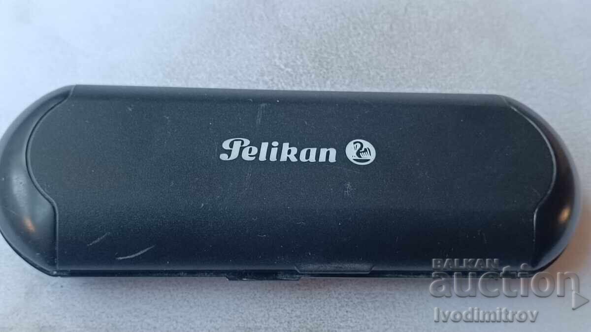 Pelikan M150 Fountain Pen - 7