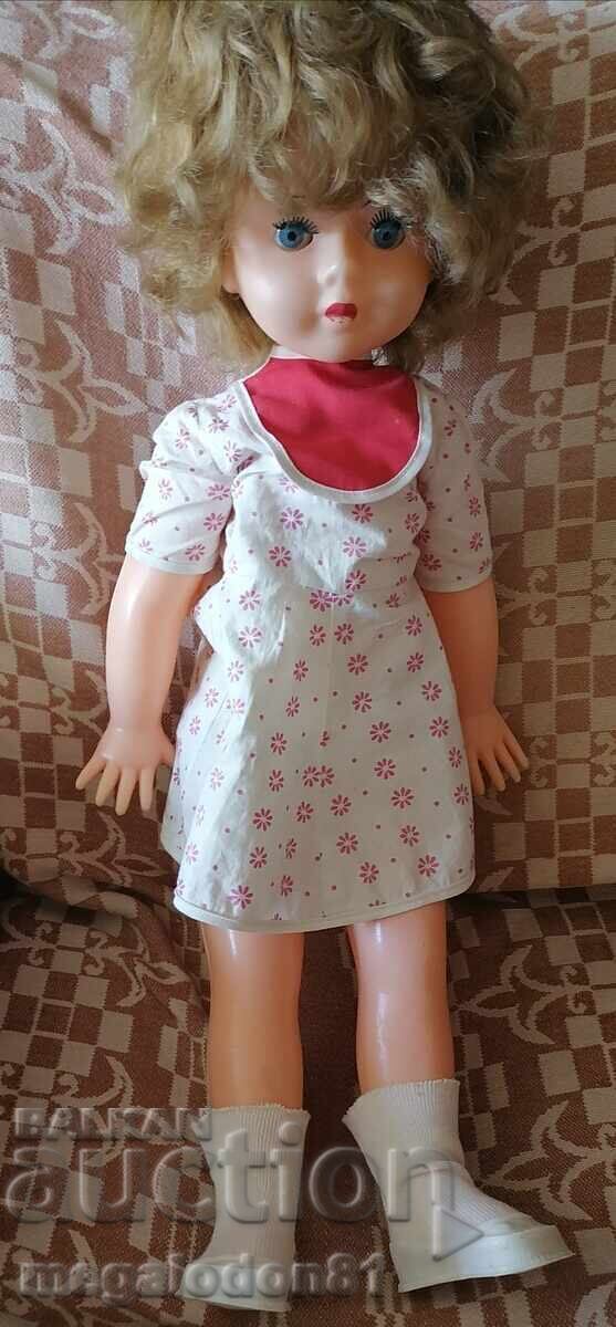 Παλιά παιδική κούκλα από την σοσιαλιστική εποχή Παλιά παιδική κούκλα από την σοσιαλιστική εποχή