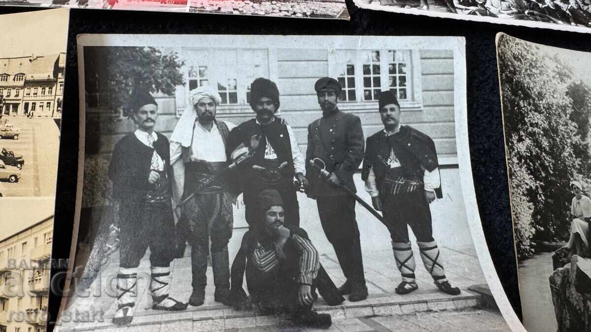 Fotografii vechi, 37 bucăți cu preț 6.00 BGN | € 3.07