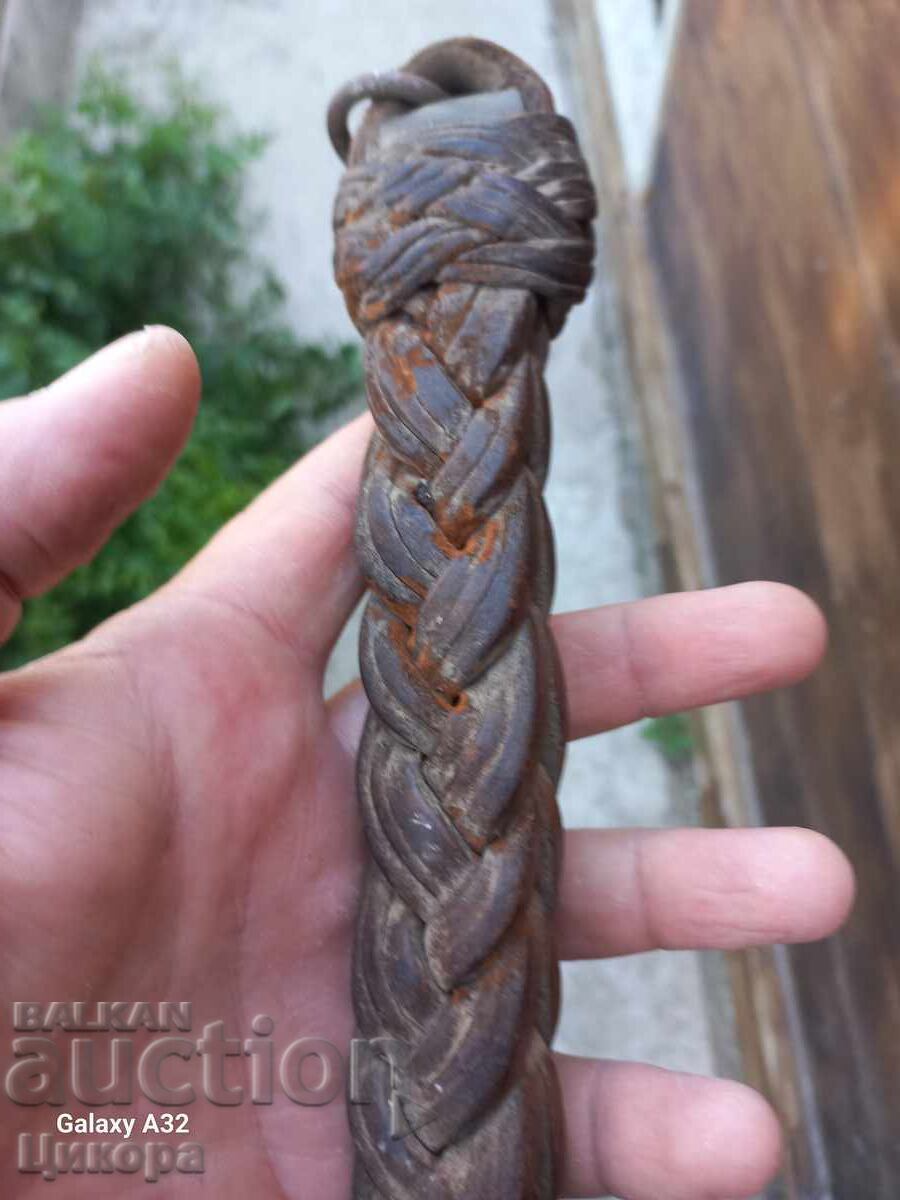 Bici vechi din piele - 5