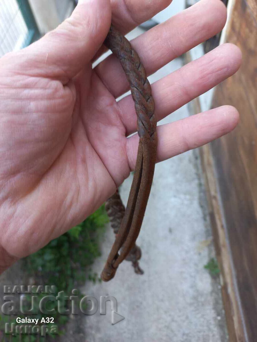 Bici vechi din piele - 7