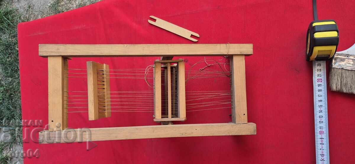 ΔΙΑΜΕΡΙΣΜΑ - ΠΑΛΙΟ ΞΥΛΙΝΟ ΠΑΙΔΙΚΟ ΔΙΑΜΕΡΙΣΜΑ - 6