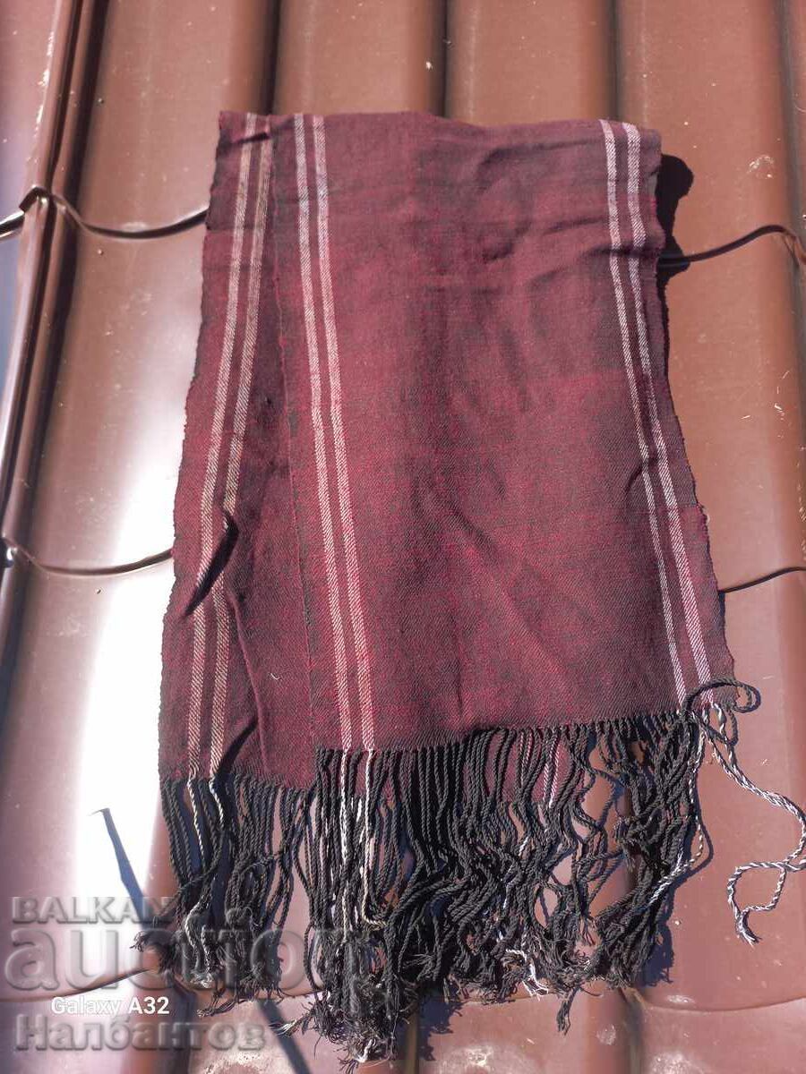 BĂRBAȚI BĂTRÂNI CUREA CHERRY cu preț 500.00 BGN | € 255.65