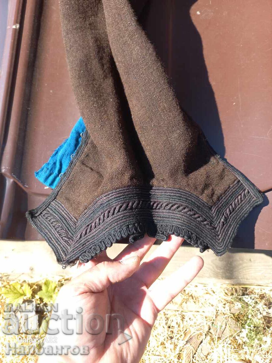 Delivery of OLD DRESSES WEAR Delivery of OLD DRESSES WEAR