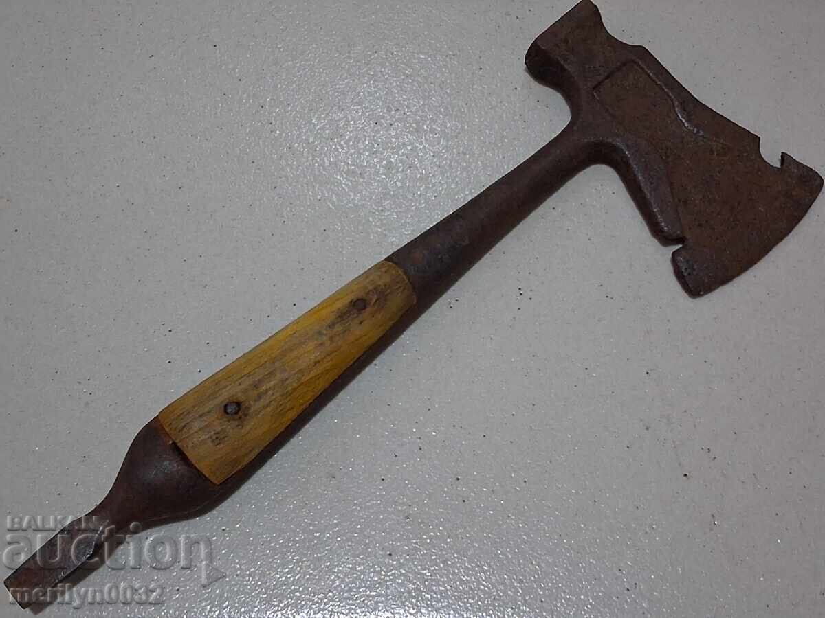 Tool from ZIP military hatchet hammer screwdriver WW1 WW2