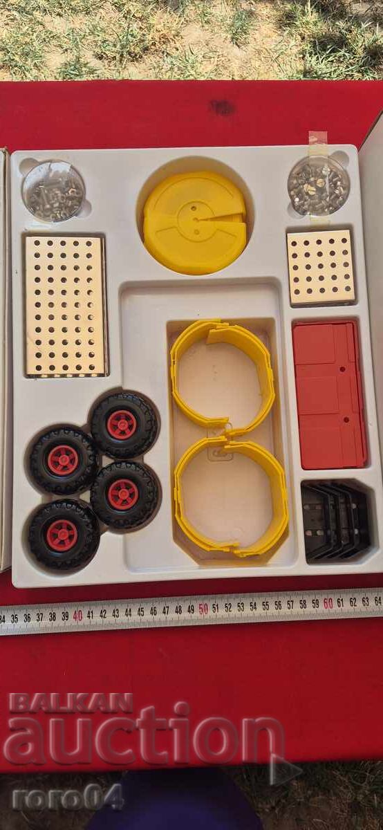 CONSTRUCTOR - CONSTRUCTION C 09 - RDG - NOU - 5