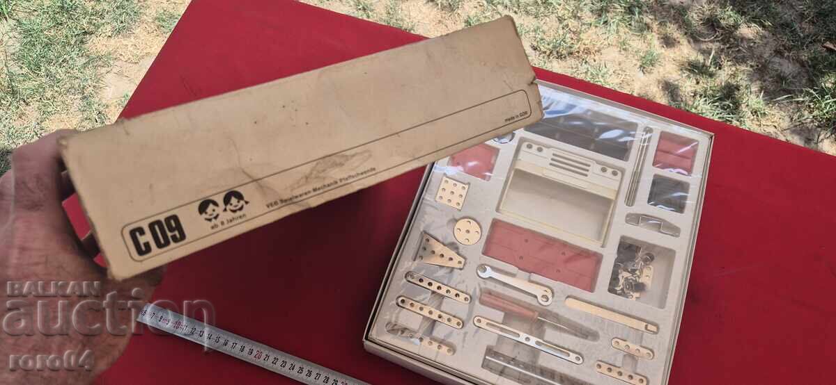 CONSTRUCTOR - CONSTRUCTION C 09 - RDG - NOU - 7