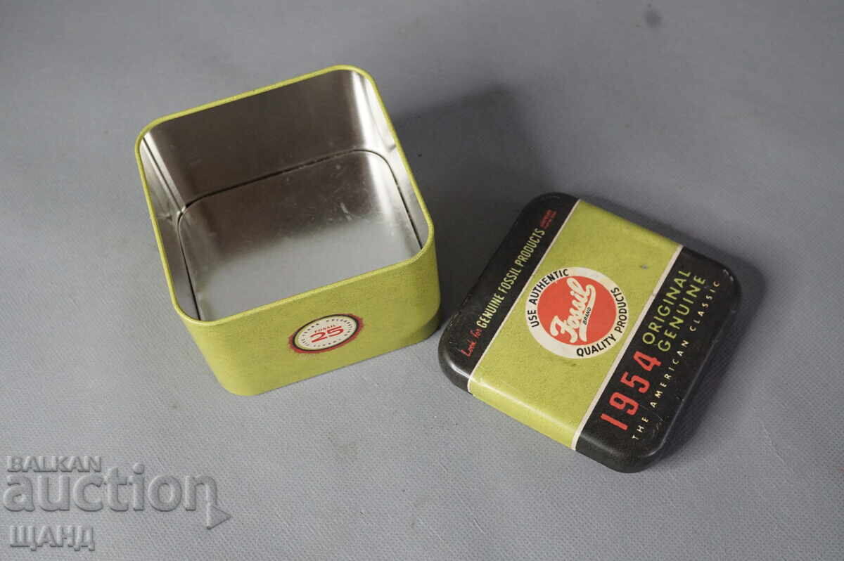 Auction  Metal Sheet Box from Fossil Watch