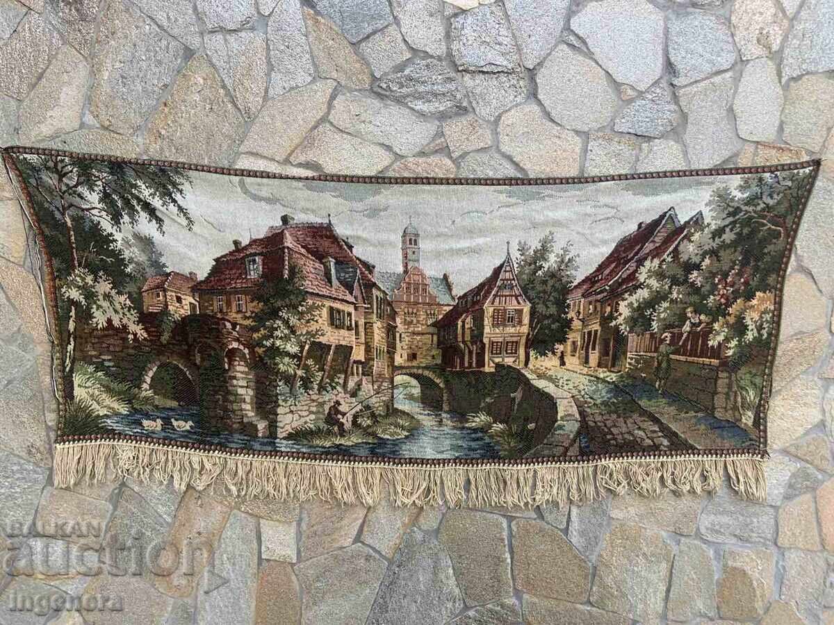 HAND-SEWN RUG FROM SOCA - 150 X 70 CM - NOTES HAND-SEWN RUG FROM SOCA - 150 X 70 CM - NOTES