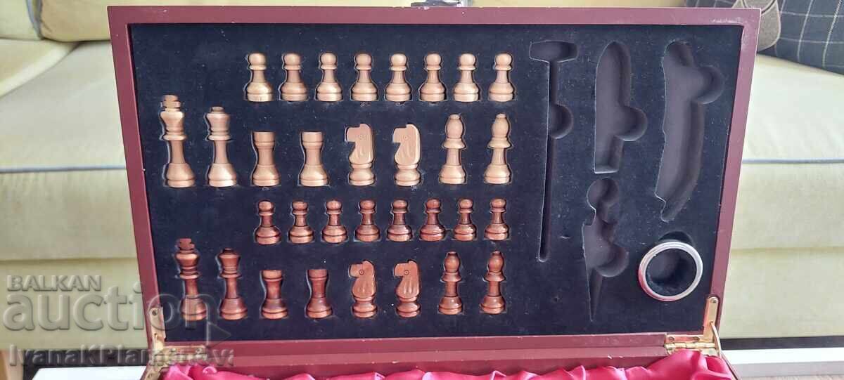 Wooden wine box and wooden chess figures for connoisseurs with price 35.00 BGN | € 17.90