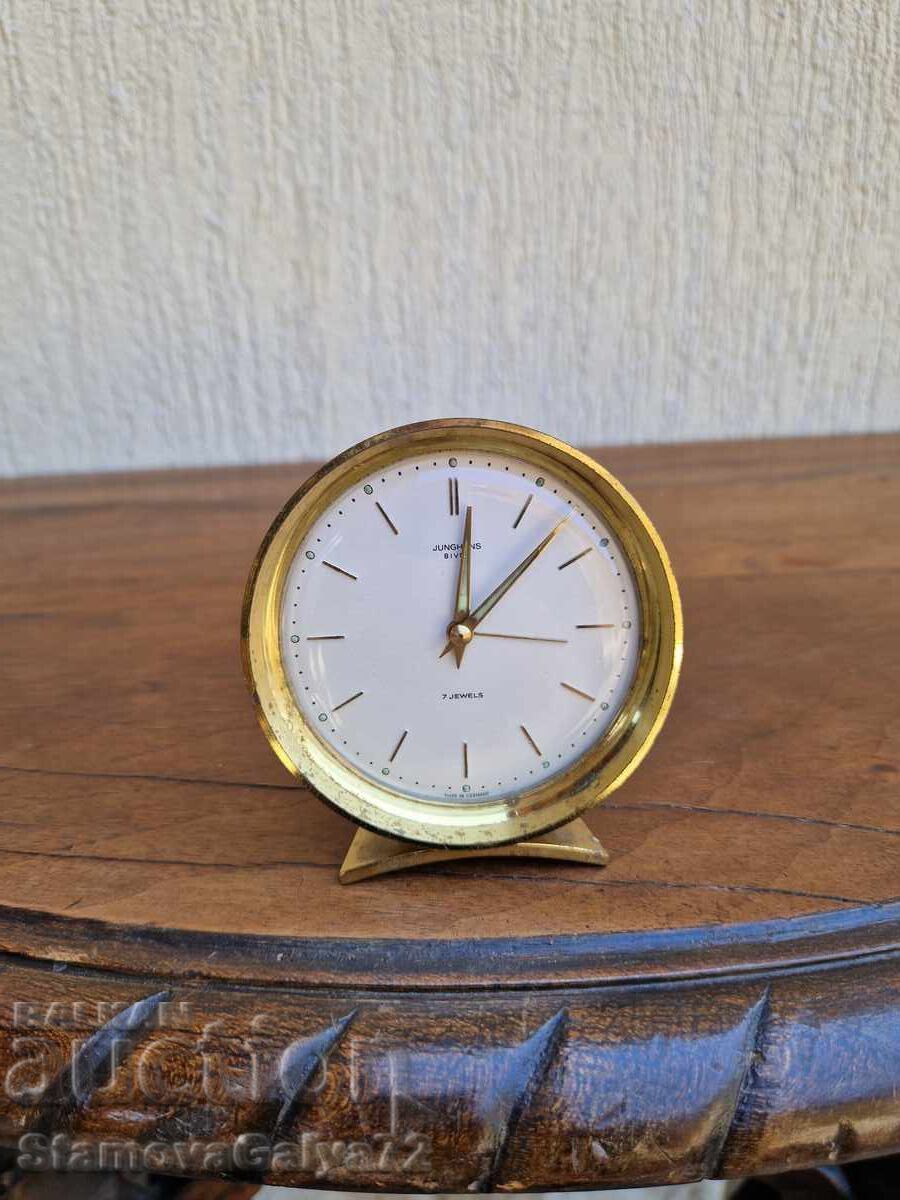 Антикварен немски часовник будилник Junghans с цена € 50.62 | 99.00 лв.