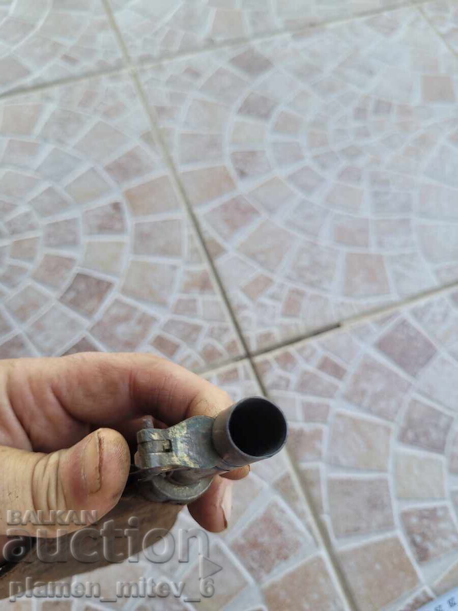 Μια πυριτιδαποθήκη - 7