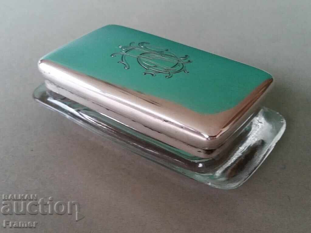 Δημοπρασία Αυστριακή Αυτοκρατορία 19ος αιώνας Ασημένιο κουτί για οδοντογλυφίδες