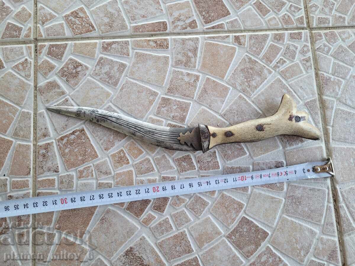 Knife, dagger, dagger with price 320.00 BGN | € 163.61