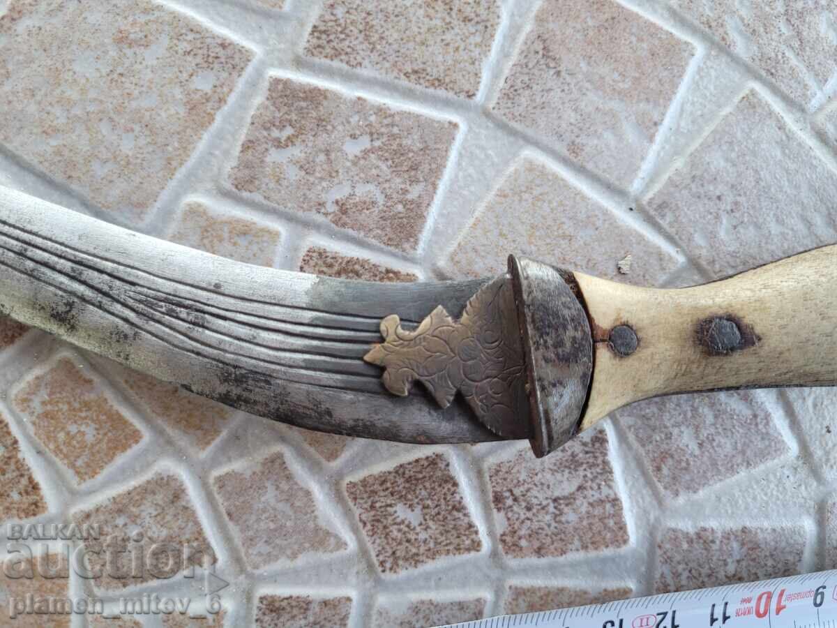 Delivery of Knife, dagger, dagger