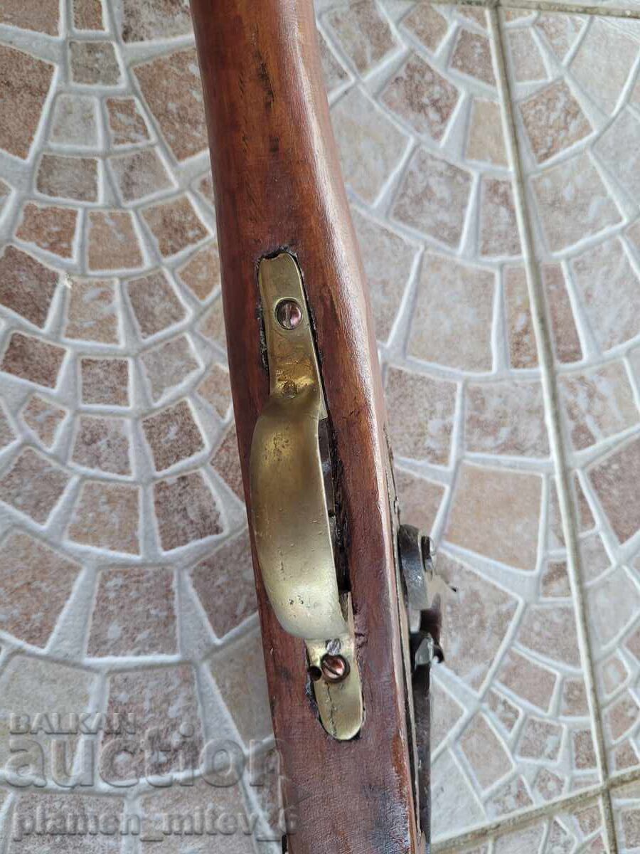 Аукцион Пушка, кремъклийка, евзи