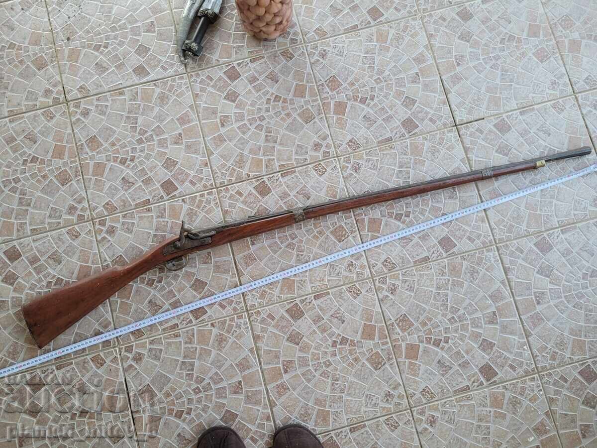 Пушка, кремъклийка, евзи