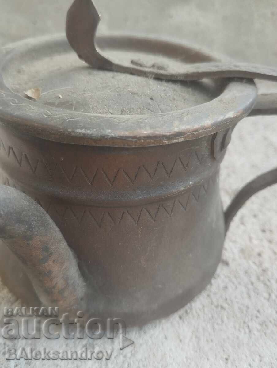 Αναγεννησιακό χειροποίητο βιβλίο με τιμή 122.00 BGN | € 62.38 Αναγεννησιακό χειροποίητο βιβλίο με τιμή 122.00 BGN | € 62.38