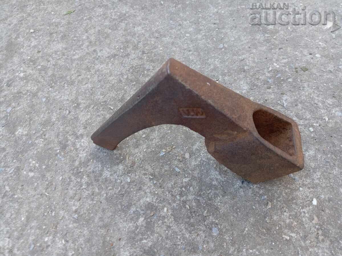 Sheet metal tool, axe type, with markings