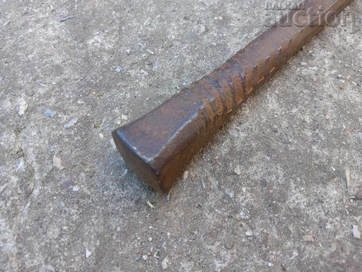 αρχαίο πρωτόγονο αμόνι - 5