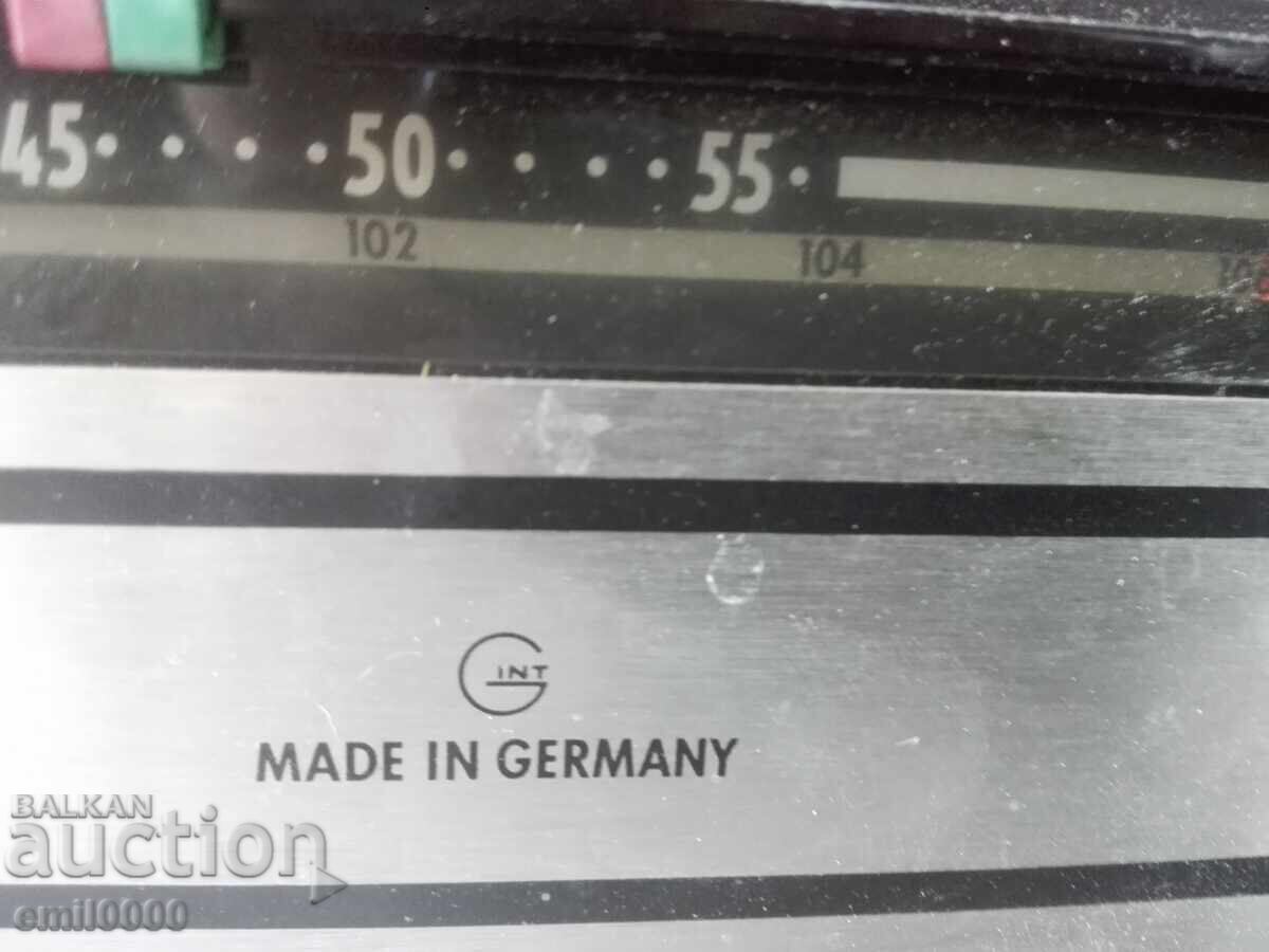 Δημοπρασία Παλιό ραδιόφωνο GRUNDIG RF-150 Δημοπρασία Παλιό ραδιόφωνο GRUNDIG RF-150