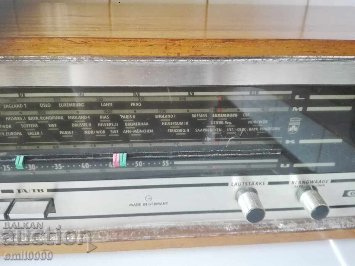 Old GRUNDIG RF-150 radio - 6