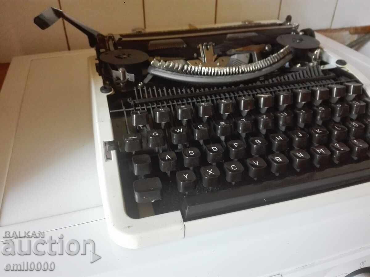 Mașină de scris japoneză veche - 6