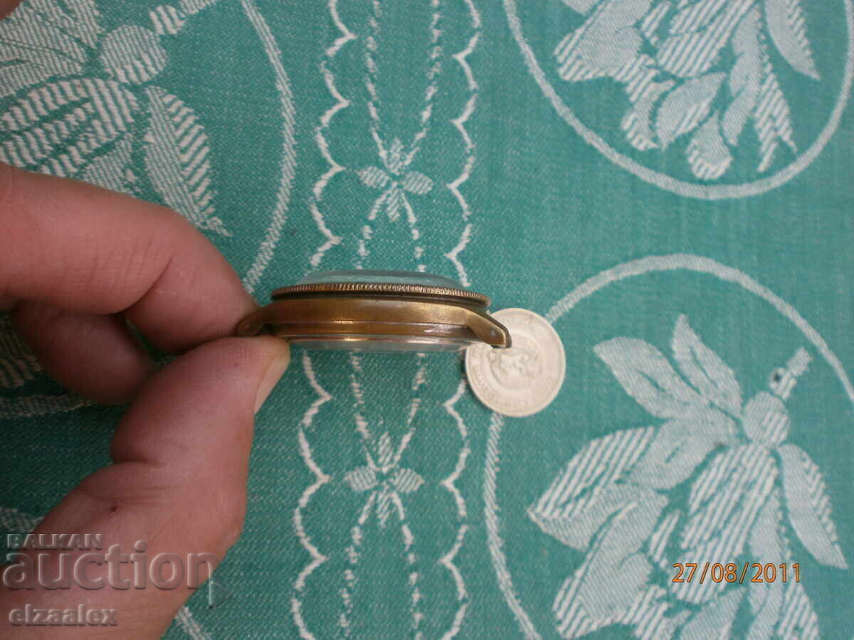 Delivery of Vintage Bronze Watch Komandirskie Delivery of Vintage Bronze Watch Komandirskie