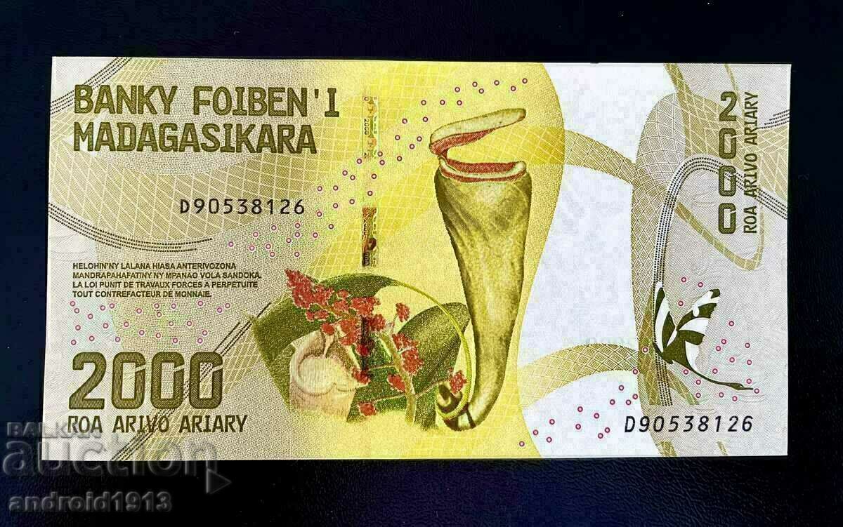 Licitație MADAGASCAR - PRET SUPERIOR!! 2000 ARIARY 2017, UNC Licitație MADAGASCAR - PRET SUPERIOR!! 2000 ARIARY 2017, UNC