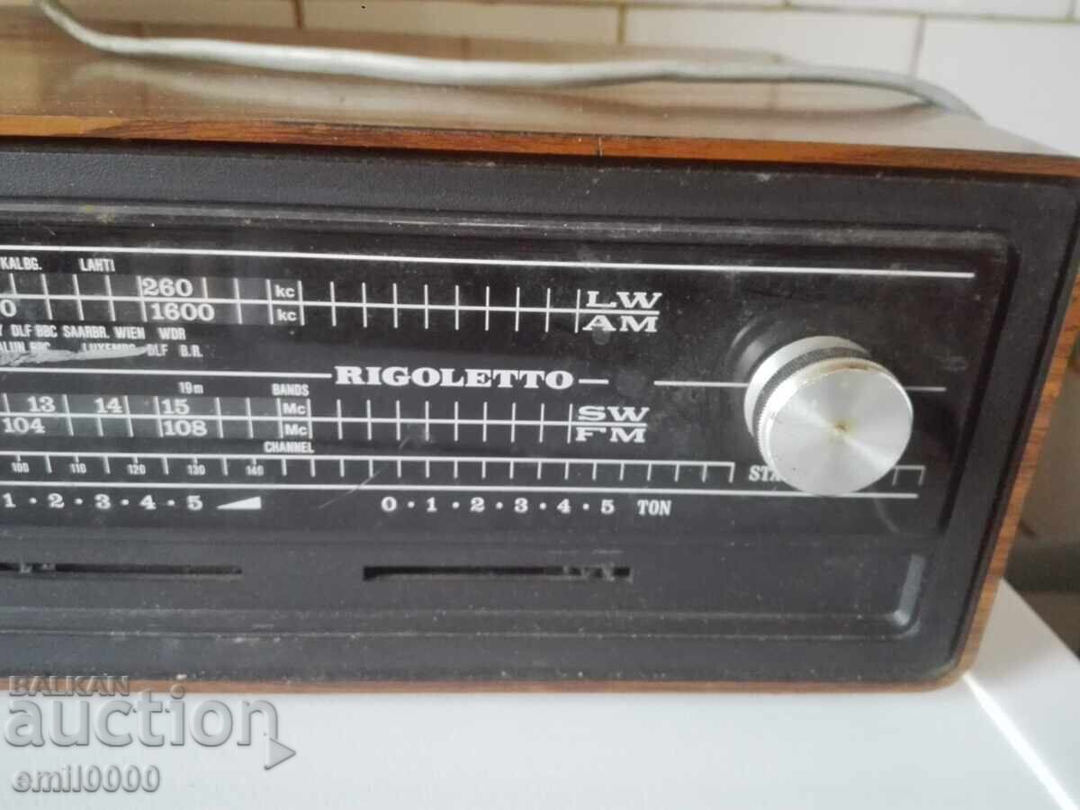 Доставка на Старо немско радио NORD MENDE U 106.