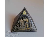 Figurină Piramidă Egipteană