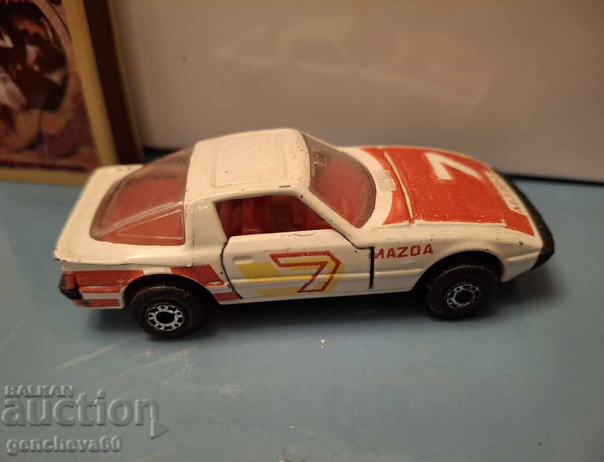 Licitație MATCHBOX mașinuță metalică MAZDA R×7 Bulgaria