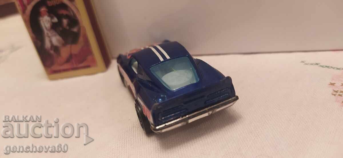 Доставка на Метална количка Malaysia