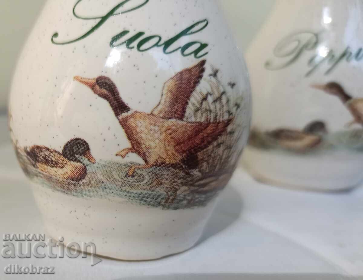 Licitație Set de porțelan pentru sare și piper / din Finlanda