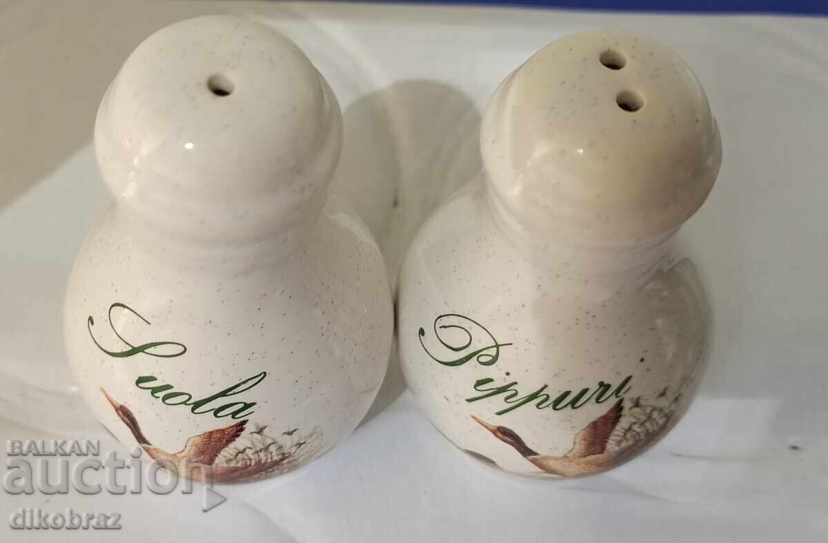 Livrarea Set de porțelan pentru sare și piper / din Finlanda